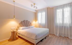 Grand Hotel Senia - Paris Orly Airport